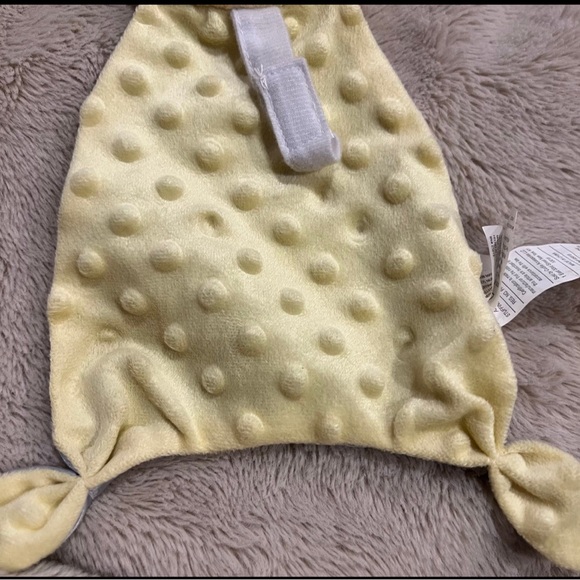 Swiggles Yellow Bear Plush Pacifier Holder Security Blanket - Picture 4 of 9